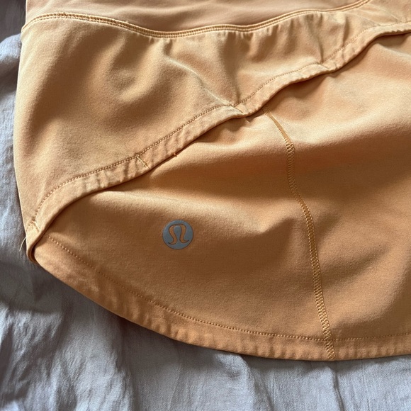Lululemon Speed Up Short 2.5” - Picture 6 of 7